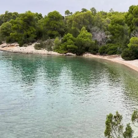 بيت للعطل Holiday Home In Porto Heli For 6 Guests بورتو خيلي